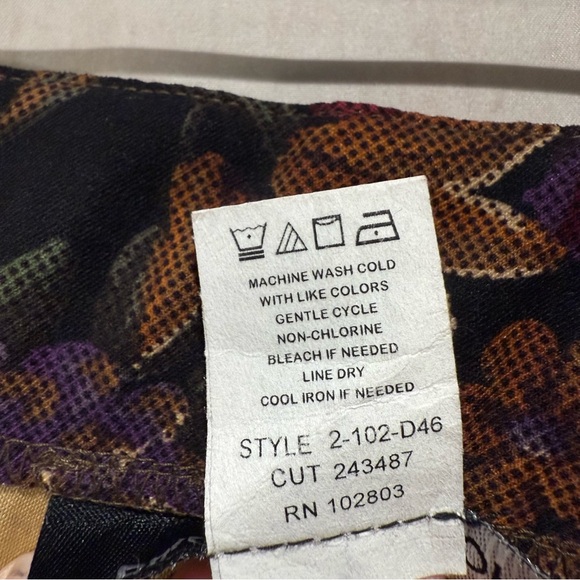 Briggs New York Plus Size 20W Midi Skirt Floral Slit Whimsigoth Dark Academia - Picture 10 of 10